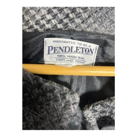 Pendleton Black and Gray Women's Blazer - Virgin Wool - Picture 5 of 6